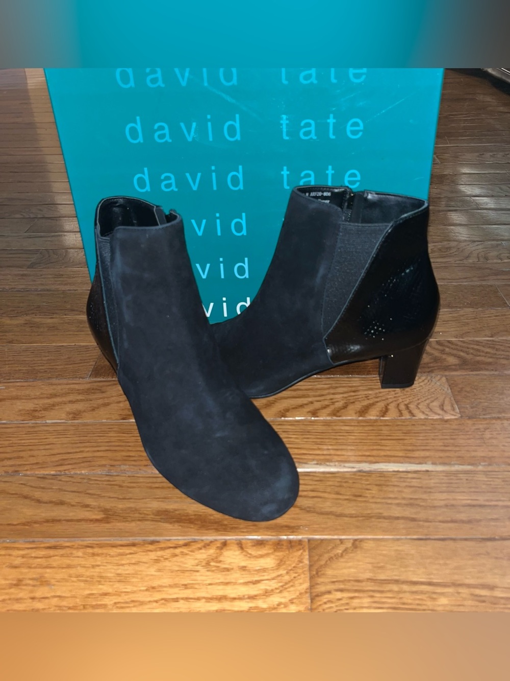 David Tate Marconi Bootie Black Suede Snakeprint Women’s Size 8